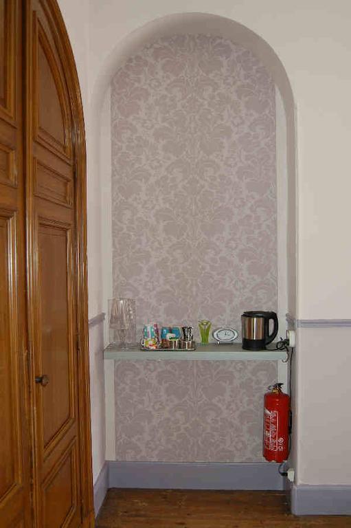 Bed and Breakfast La Vieille Ecole Bourgougnague Exterior foto