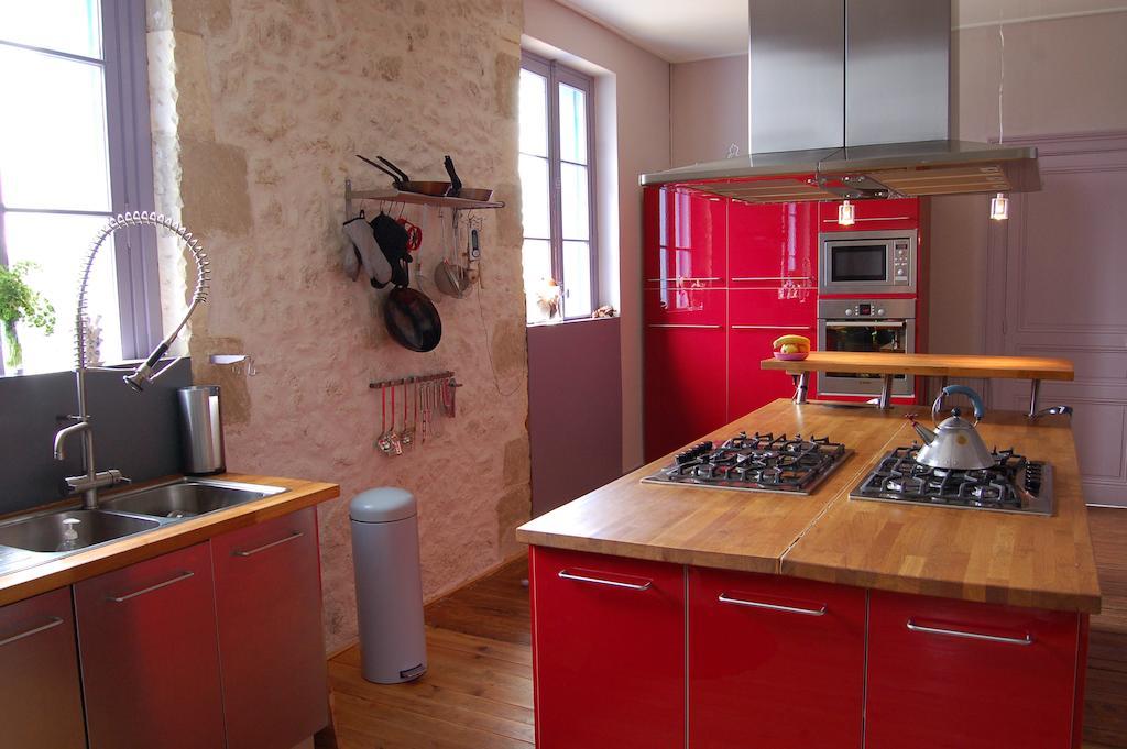 Bed and Breakfast La Vieille Ecole Bourgougnague Exterior foto